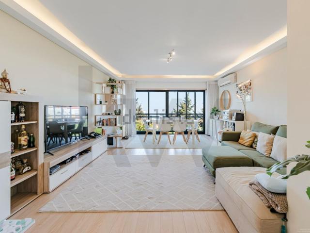 Apartamento, Amora