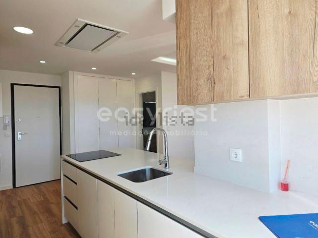 Apartamento, Amora
