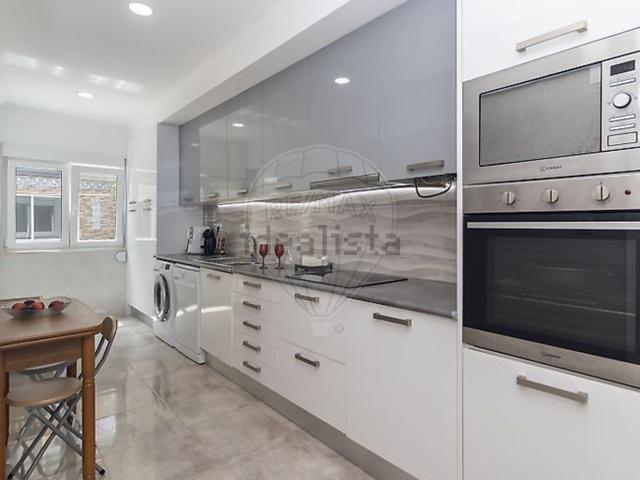 Apartamento, Amora