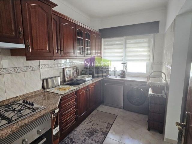 Apartamento, Amora