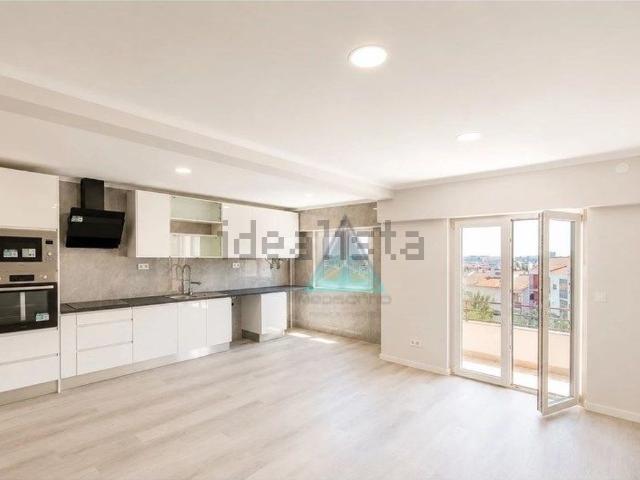 Apartamento, Amora