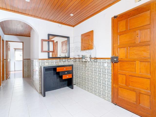 Apartamento, Amora