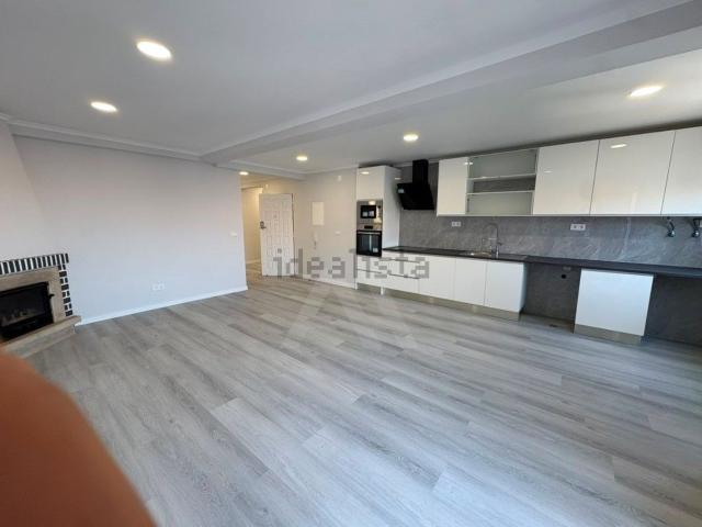Apartamento, Amora
