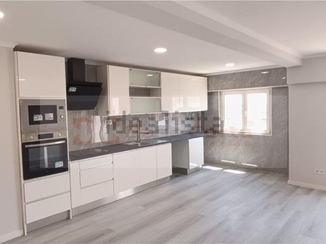Apartamento, Amora