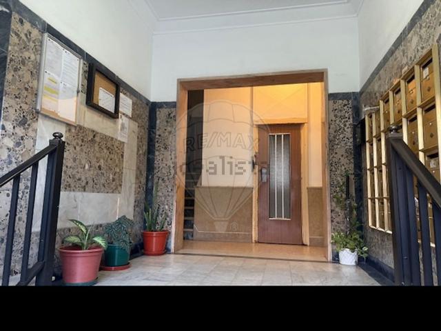 Apartamento, Amora