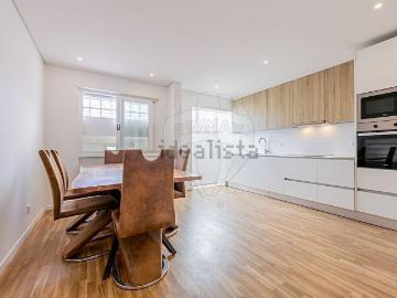 Apartamento, Amora