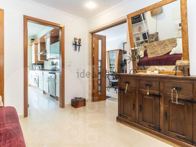 Apartamento, Amora