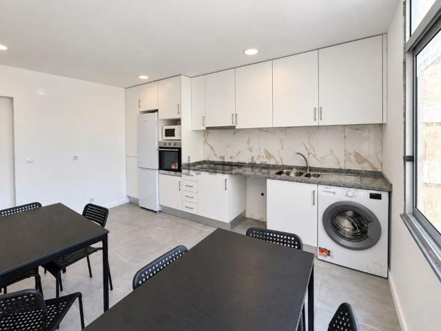 Apartamento, Amora