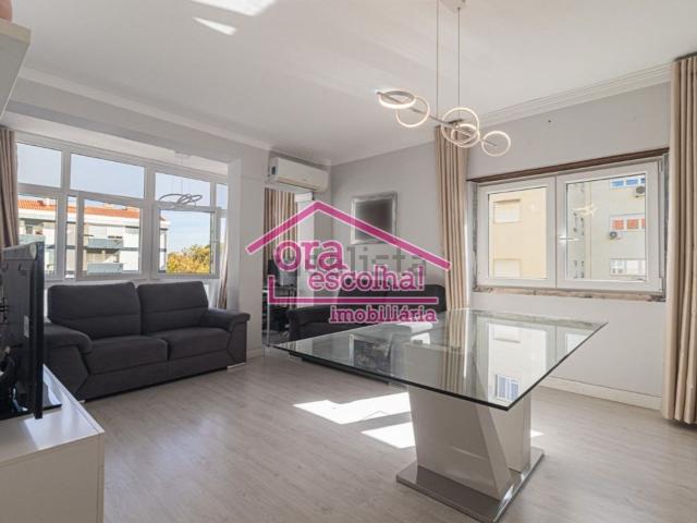 Apartamento, Amora