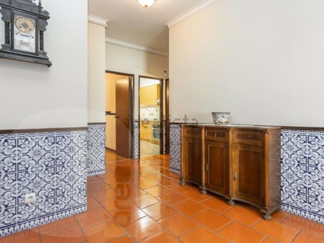Apartamento, Amora