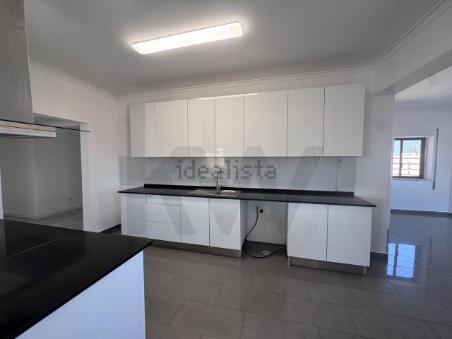 Apartamento, Amora