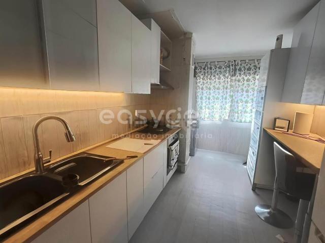 Apartamento, Amora