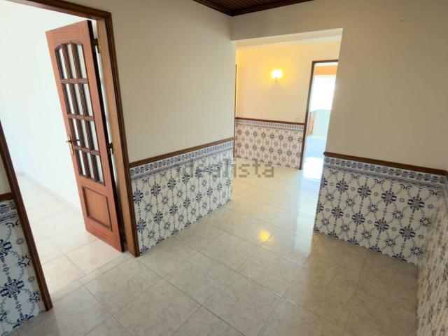 Apartamento, Amora