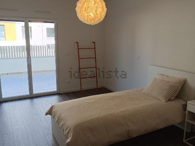 Apartamento, Amora