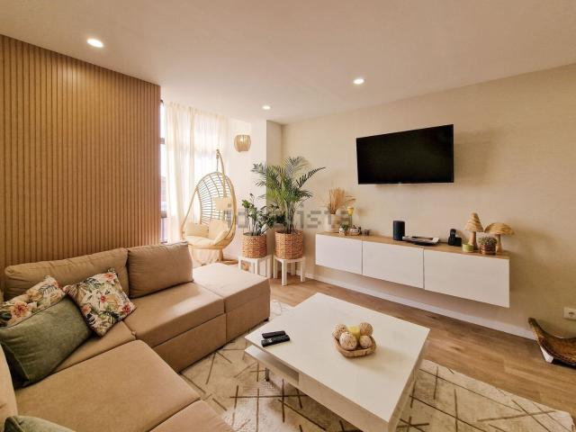 Apartamento, Amora