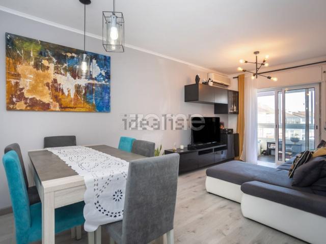 Apartamento, Amora