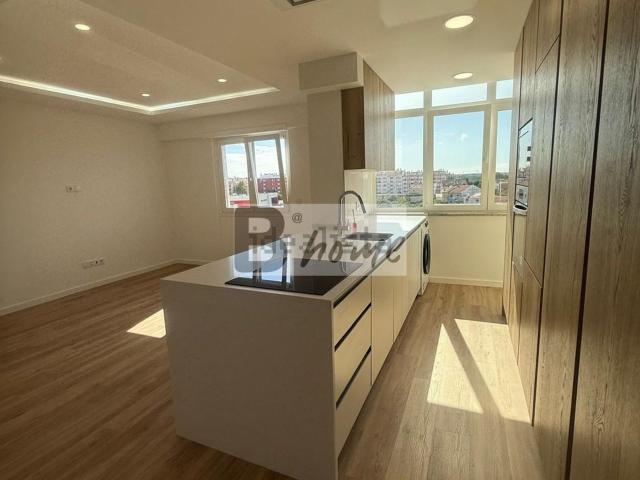 Apartamento, Amora