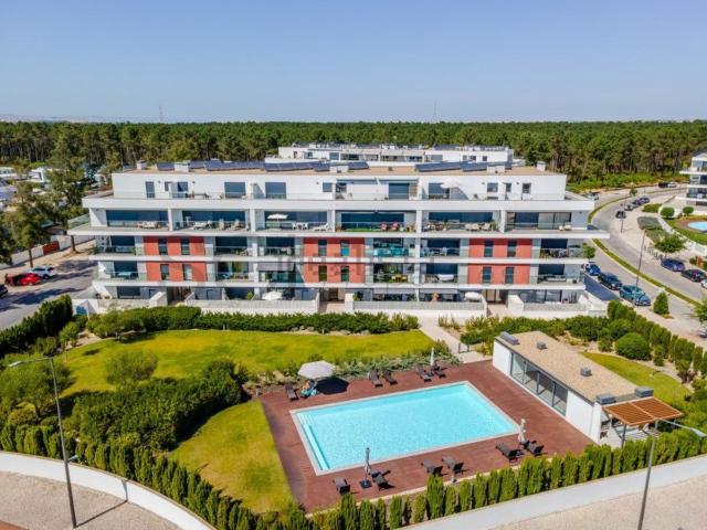 Apartamento, Amora