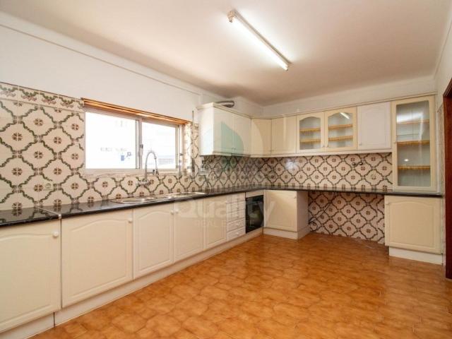 Apartamento, Amora
