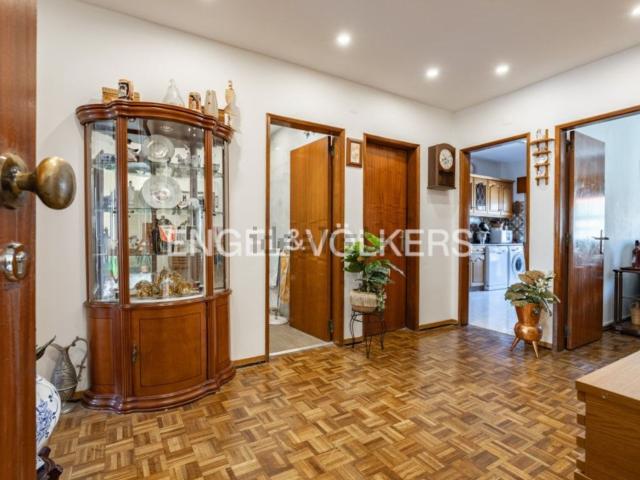 Apartamento, Amora