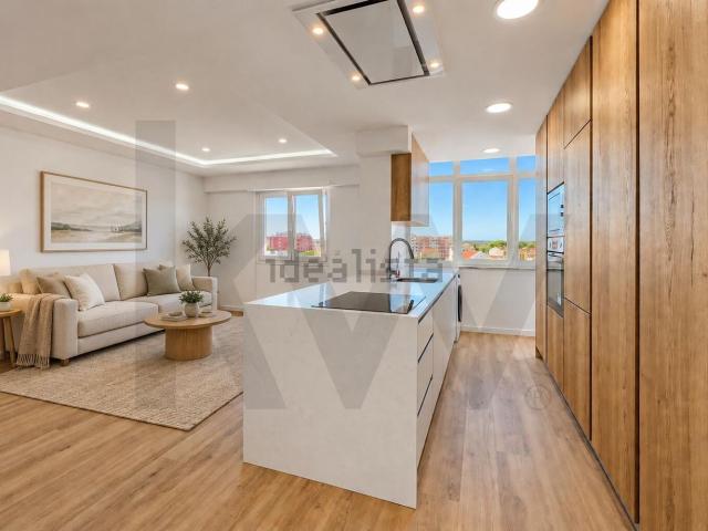 Apartamento, Amora