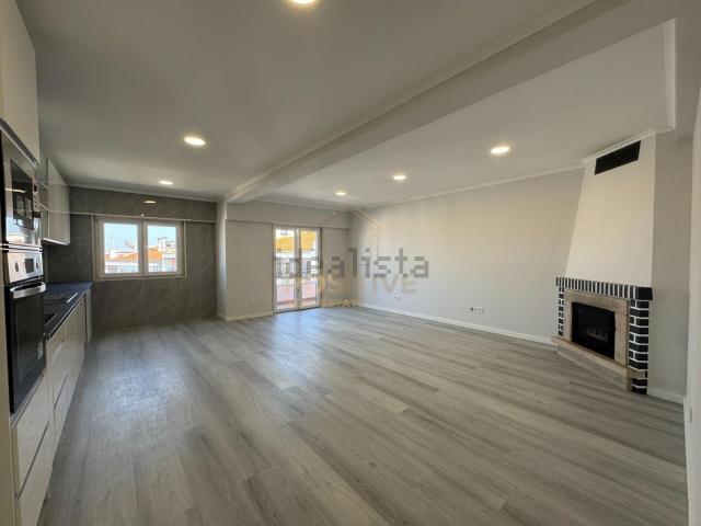 Apartamento, Amora