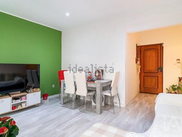 Apartamento, Amora