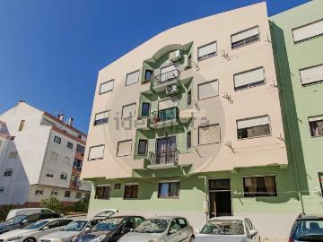 Apartamento, Amora