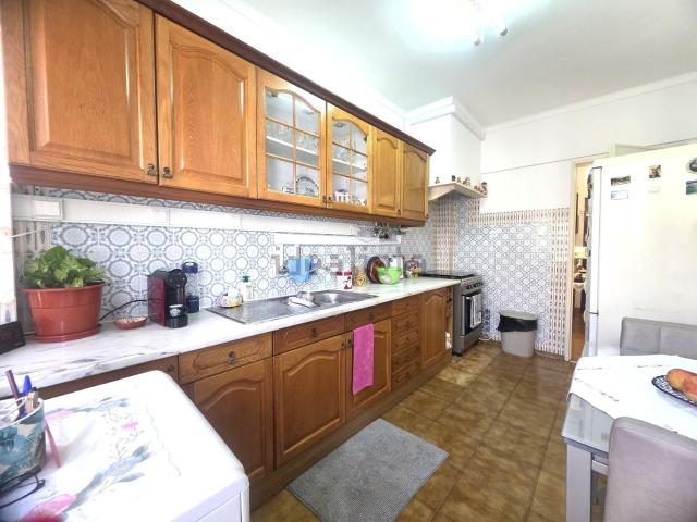 Apartamento, Amora