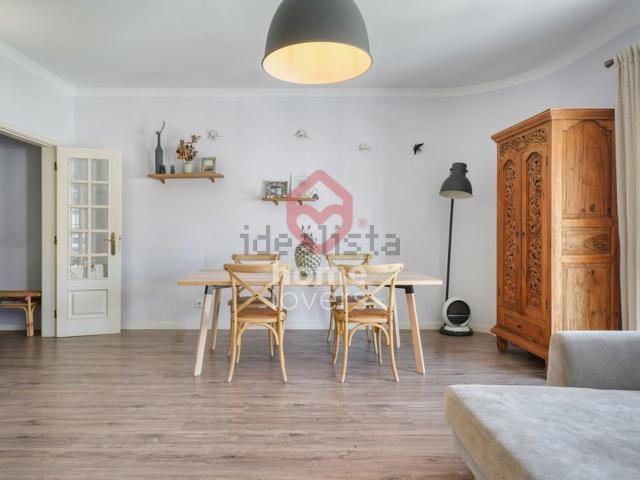 Apartamento, Amora