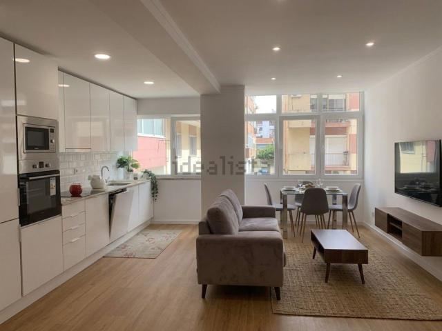 Apartamento, Amora