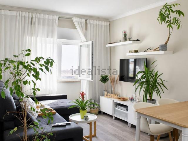 Apartamento, Amora