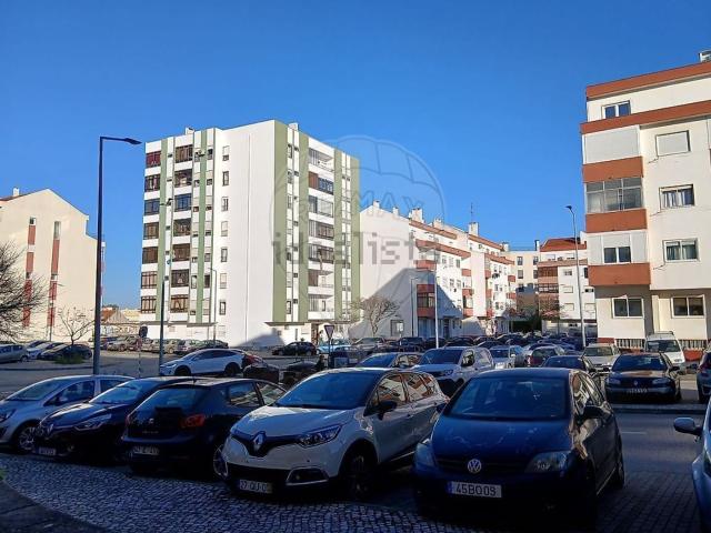 Apartamento, Amora