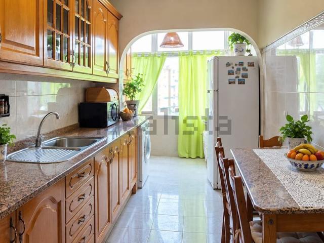 Apartamento, Amora
