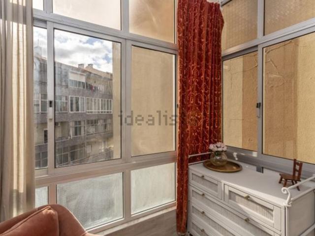 Apartamento, Amora