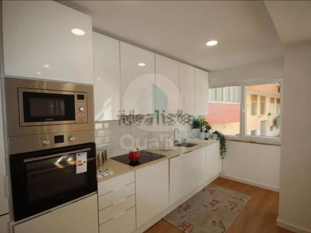 Apartamento, Amora