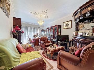 Apartamento, Amora