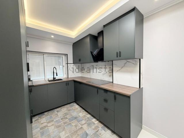 Apartamento, Amora