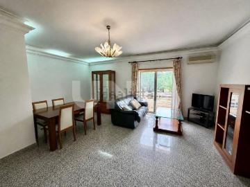 Apartamento, Amora