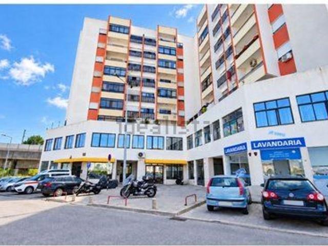 Apartamento, Amora