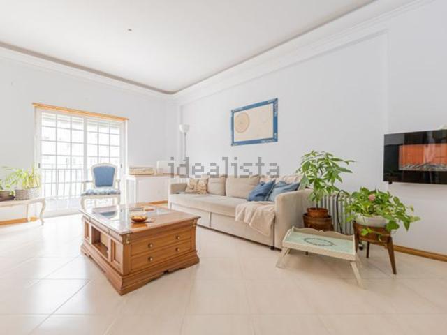 Apartamento, Amora