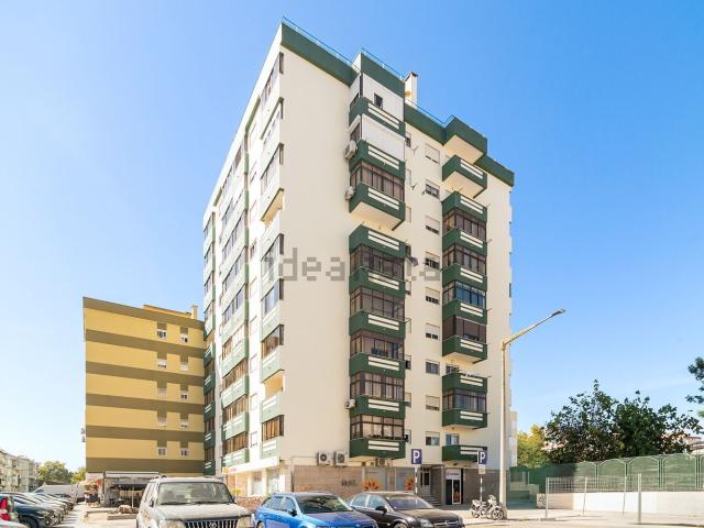 Apartamento, Amora
