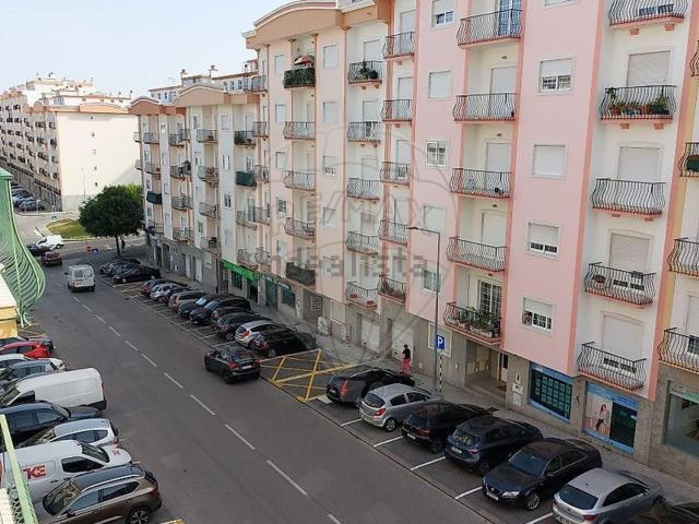 Apartamento, Amora