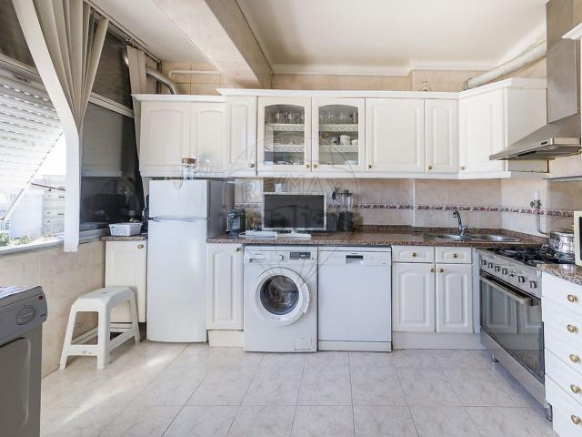 Apartamento, Amora