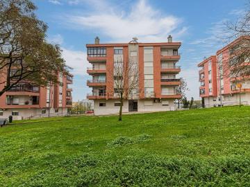 Apartamento, Amora