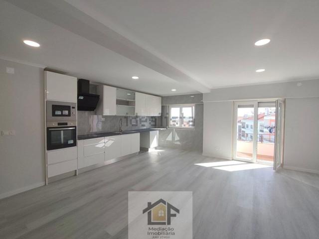 Apartamento, Amora