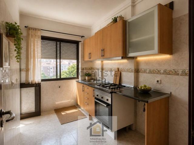 Apartamento, Amora