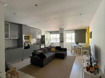 Apartamento, Amora
