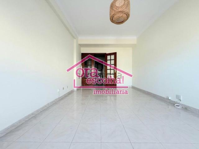 Apartamento, Amora