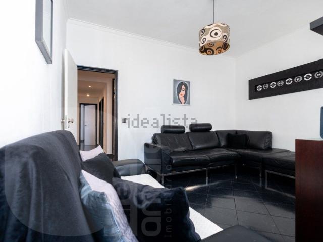 Apartamento, Amora